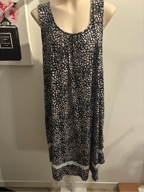 Ellen Tracy Dresses & Skirts - Ellen Tracy Black Dress with White and Blush Spot Print